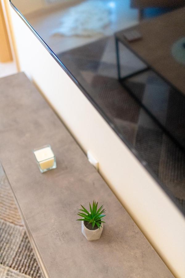 Niovi, Stylish Apartment Near The Waterfront Selanik Dış mekan fotoğraf